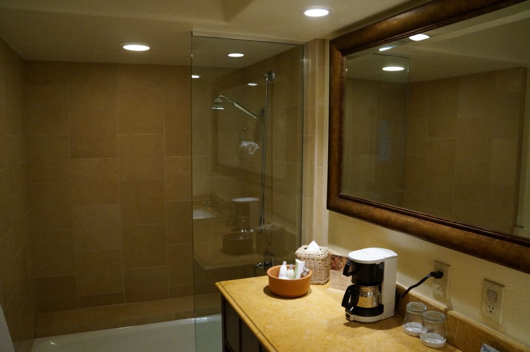 . Hotel Pacific