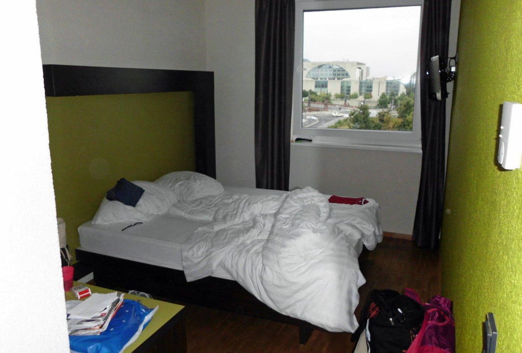 Zimmer MEININGER Hotel Berlin Hauptbahnhof