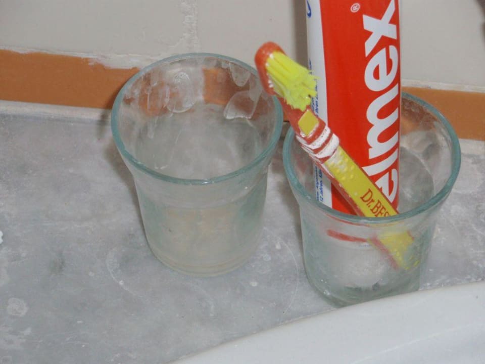 Dreckige Zimmer Samira Club