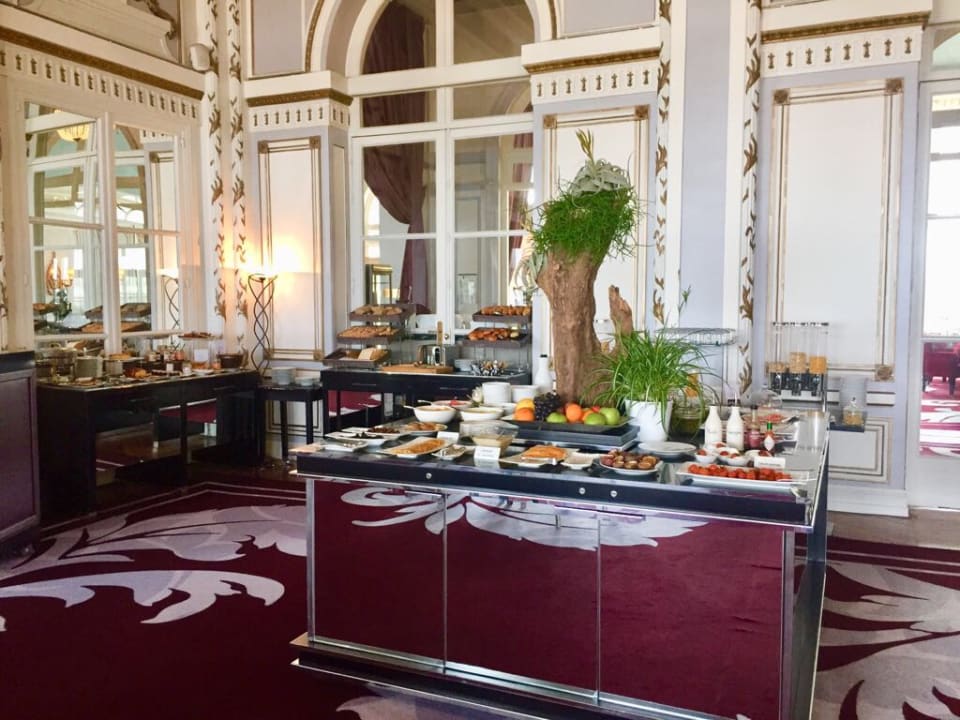 Frühstück Hotel Mercure Grand Cabourg