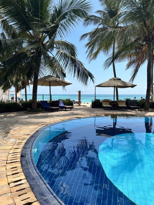 Pool Sultan Sands Island Resort & Spa