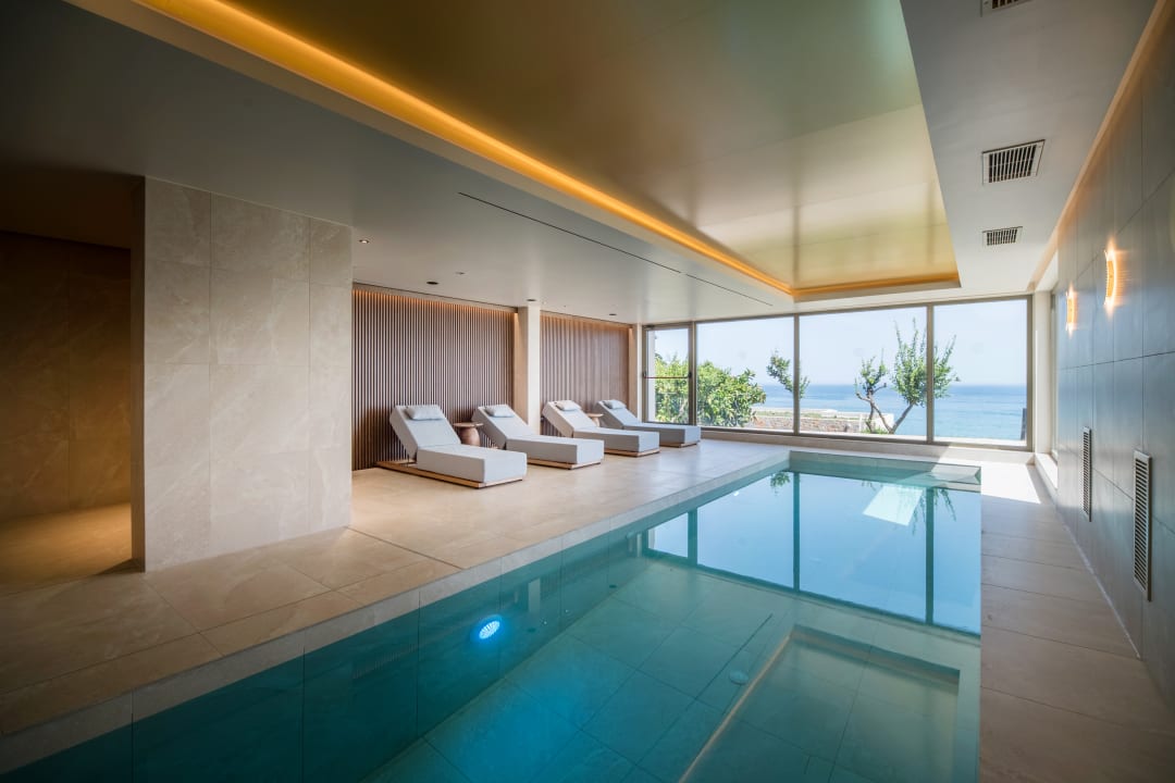 Pool KING MINOS RETREAT Resort & Spa