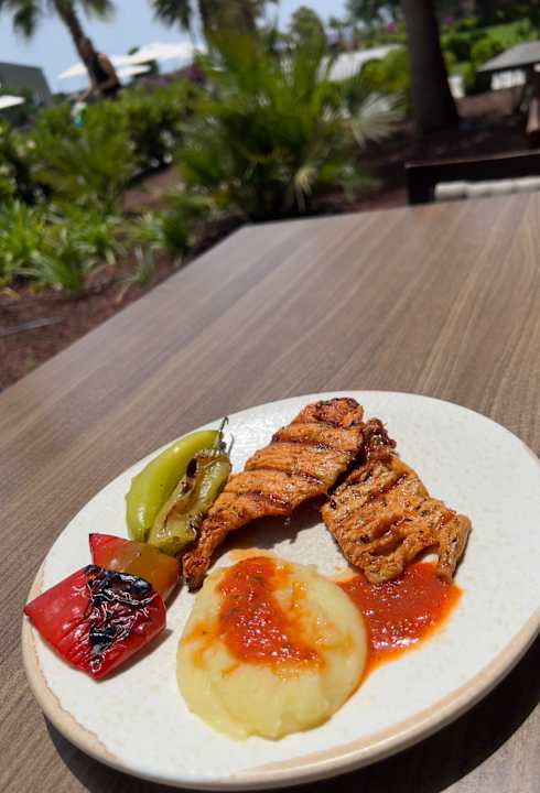 Gastro Jacaranda Luxury Resort