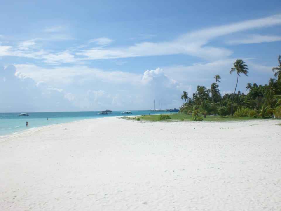 Strand an den 100er JBV Meeru Maldives Resort Island