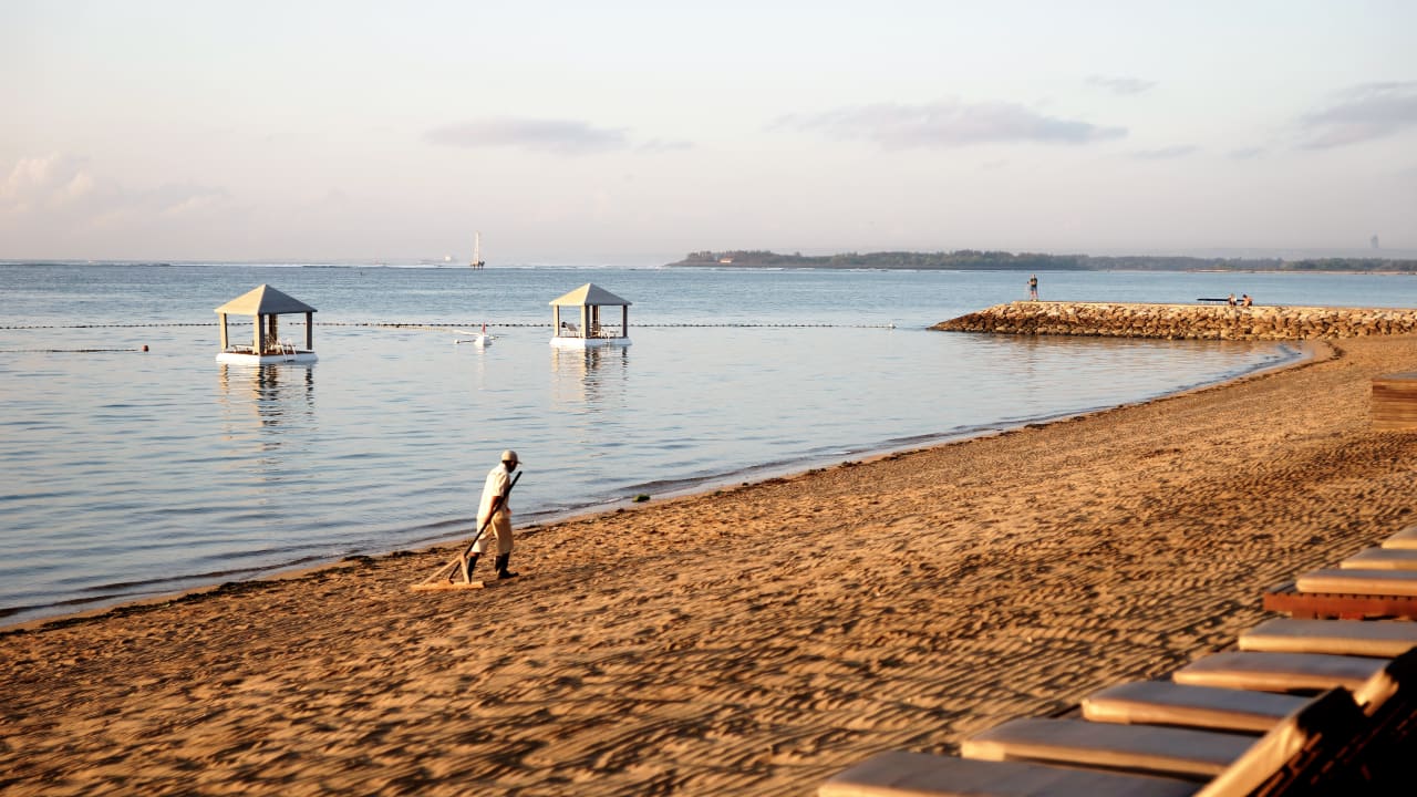 Strand Puri Santrian