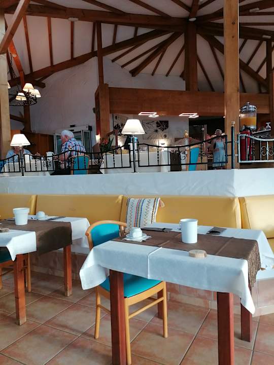 Gastro Marina Playa Suite Hotel