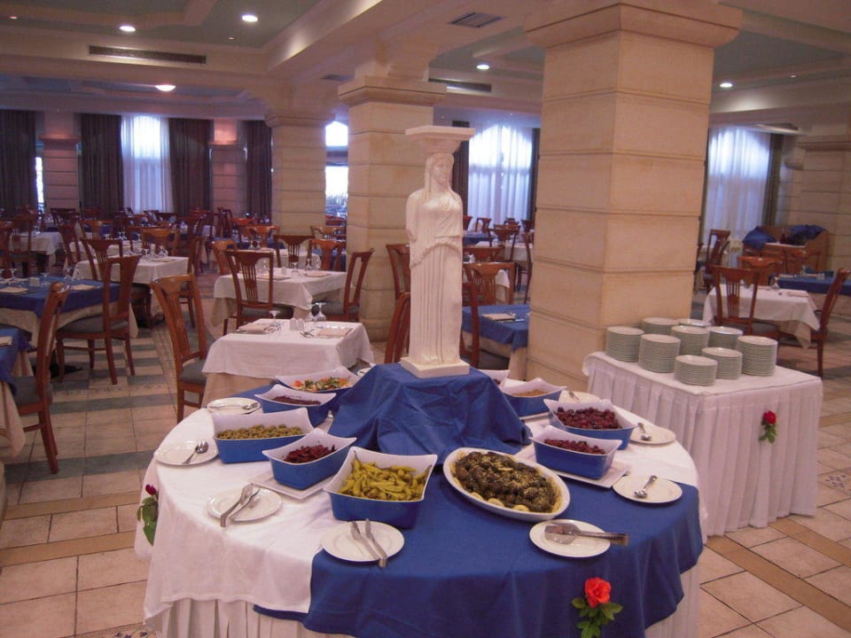 Buffet am griechischem Abend Lindos Princess Beach Resort & Spa