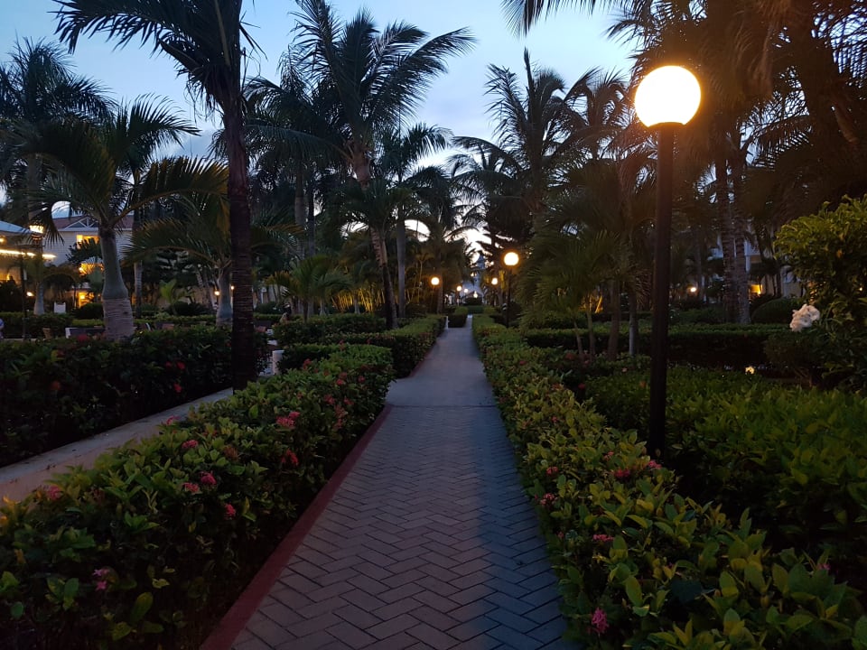 Gartenanlage Bahia Principe Luxury Esmeralda