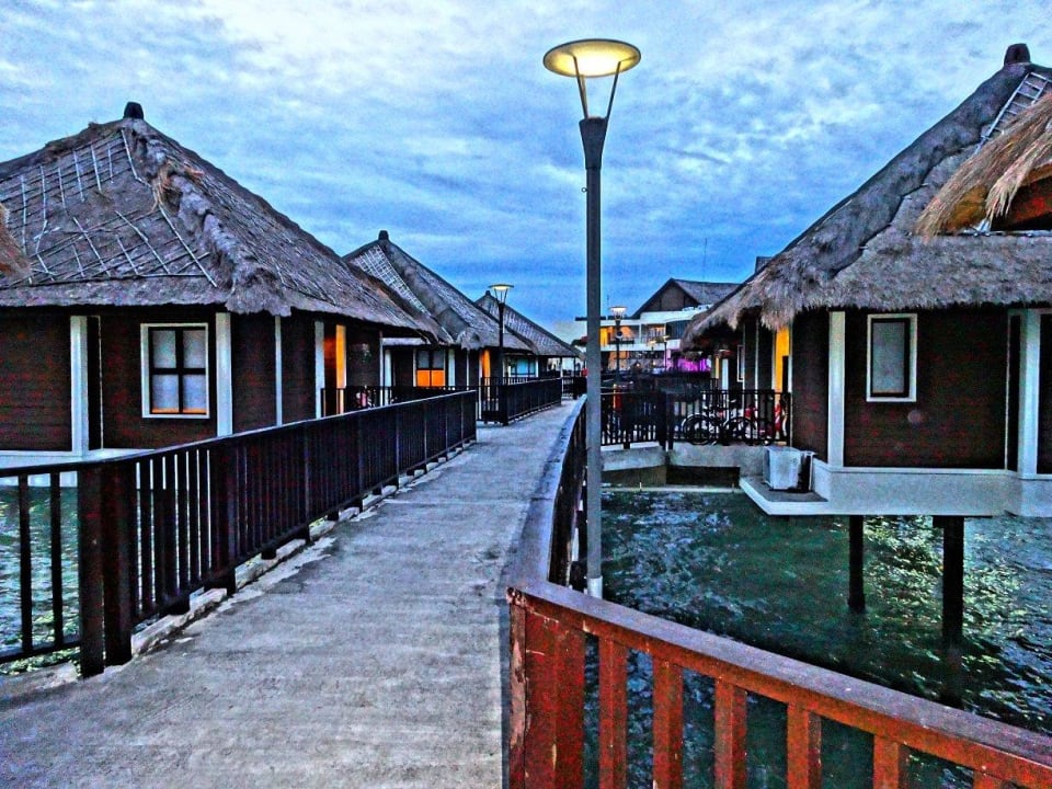 From Villa to Club House AVANI Sepang Goldcoast Resort