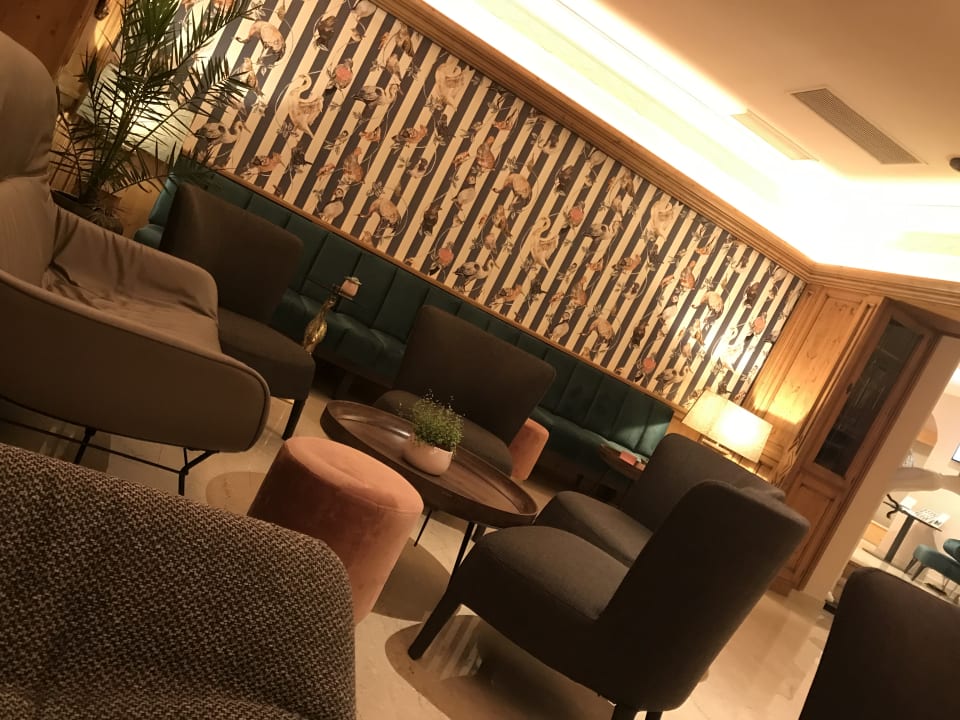 Lobby Alpine Hideaway ZILLERTALERHOF