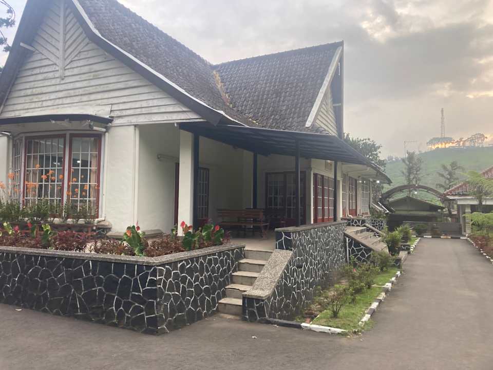 Außenansicht Guest House of the Malabar Tea Estate