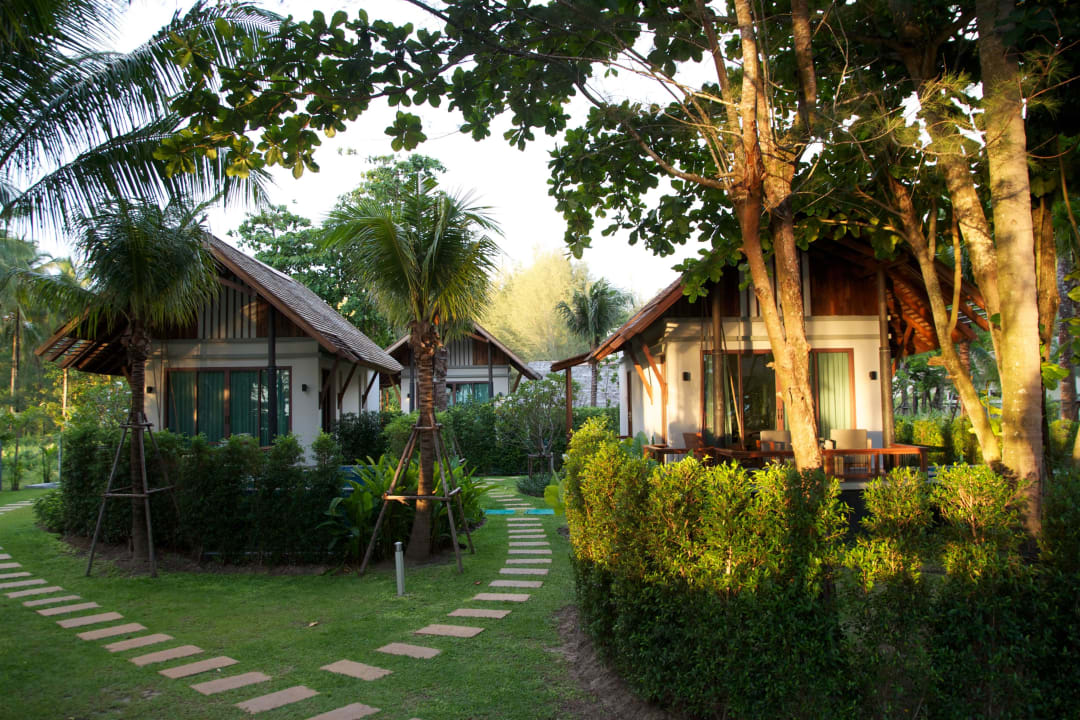 Pool-Villen Outrigger Khao Lak Beach Resort