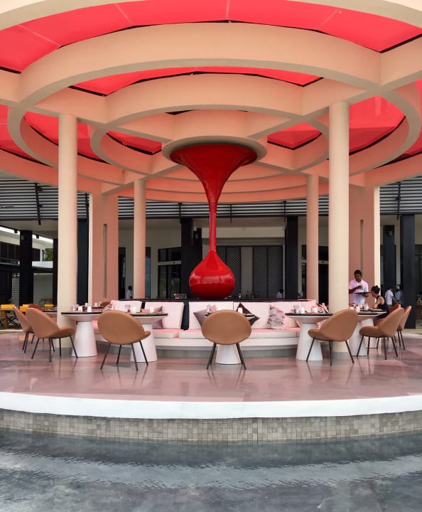 Gastro OBLU SELECT at Sangeli Island