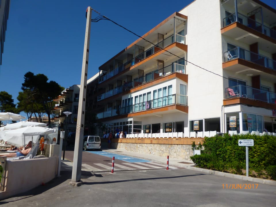 Außenansicht Hotel Clumba