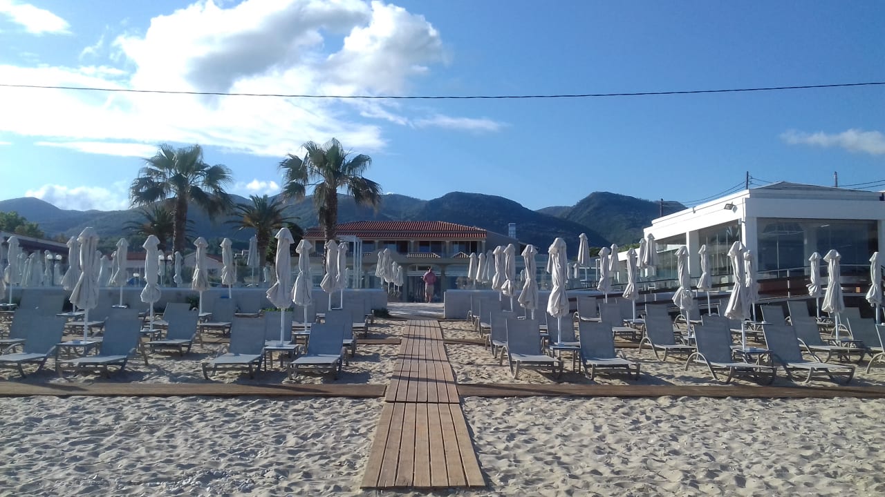 Strand Acharavi Beach Hotel