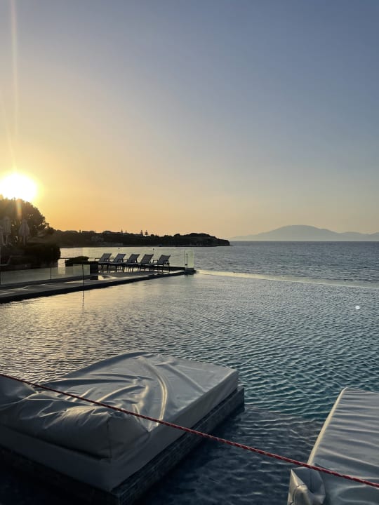 Pool Alexandra Beach Resort & Spa