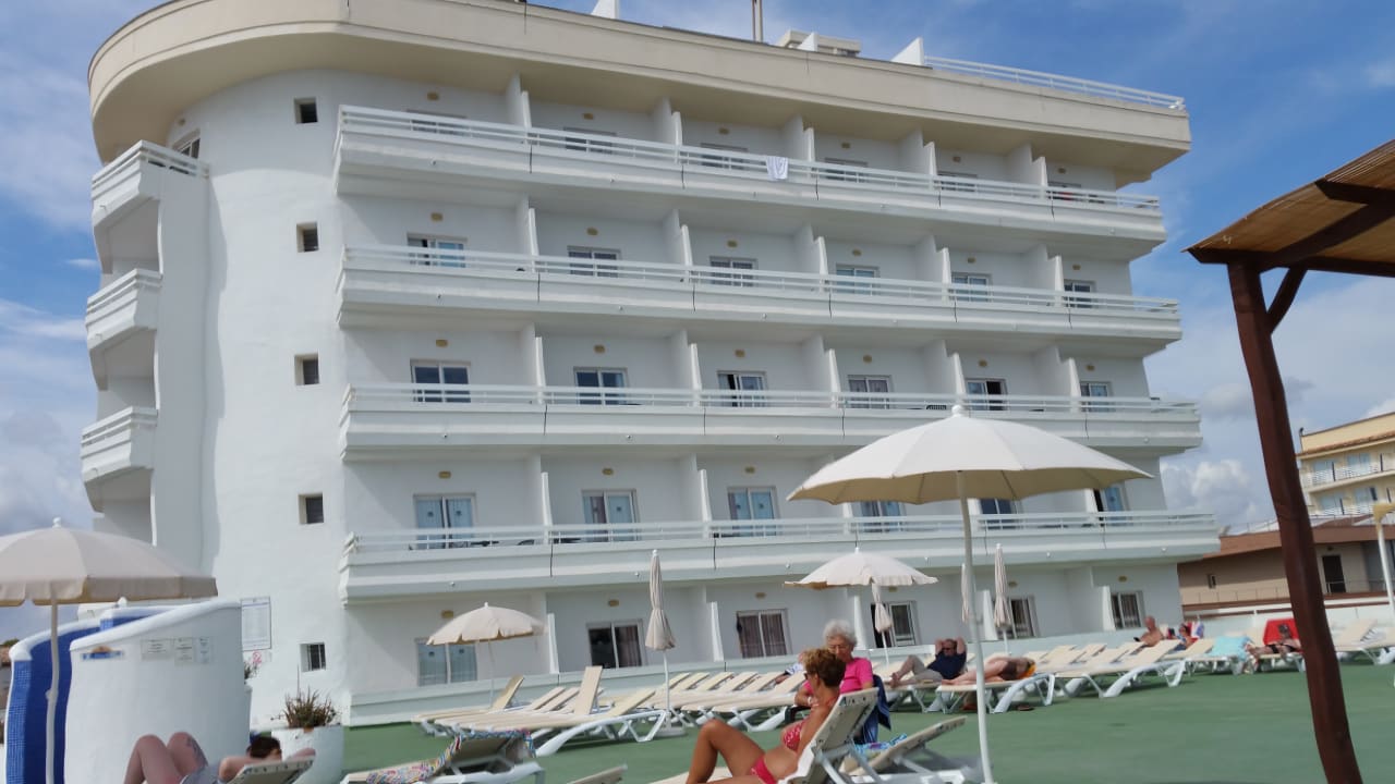 Außenansicht Hotel BelleVue Belsana