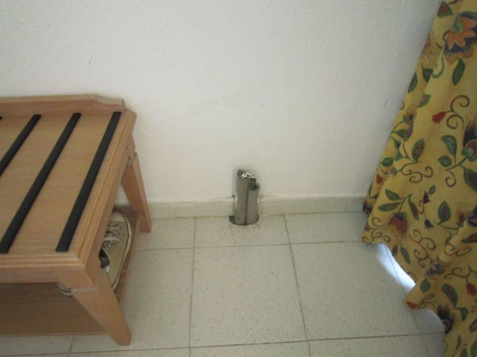 Im Wohnraum frei Hotel Club Cala Romani