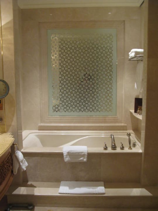 Badewanne Emirates Palace Mandarin Oriental