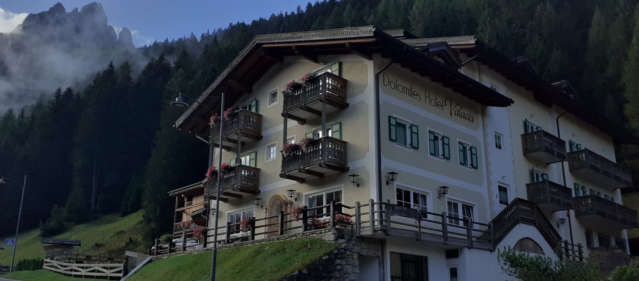 Außenansicht Hotel Valacia