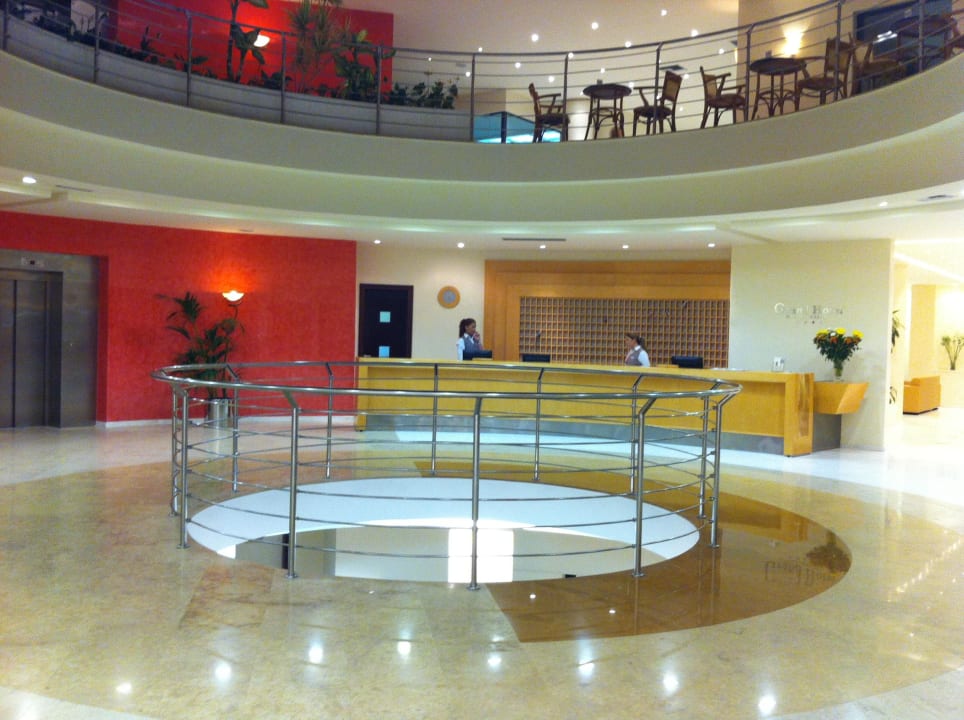Lobby Grand Hotel Holiday Resort