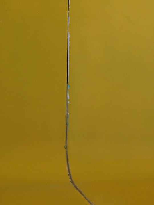 Tiefe Risse in der Rutsche Maya World Park Hotel