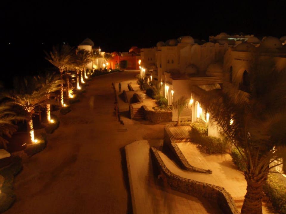 Weg am Strand Arabella Azur Resort