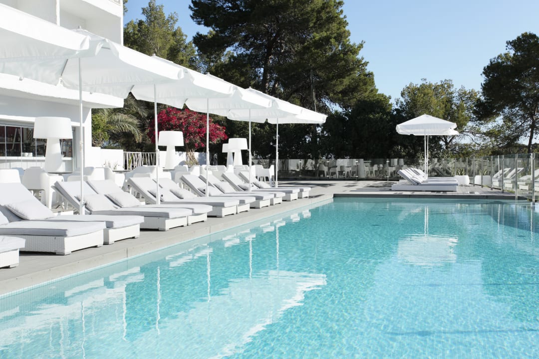 Pool Grupotel Ibiza Beach Resort