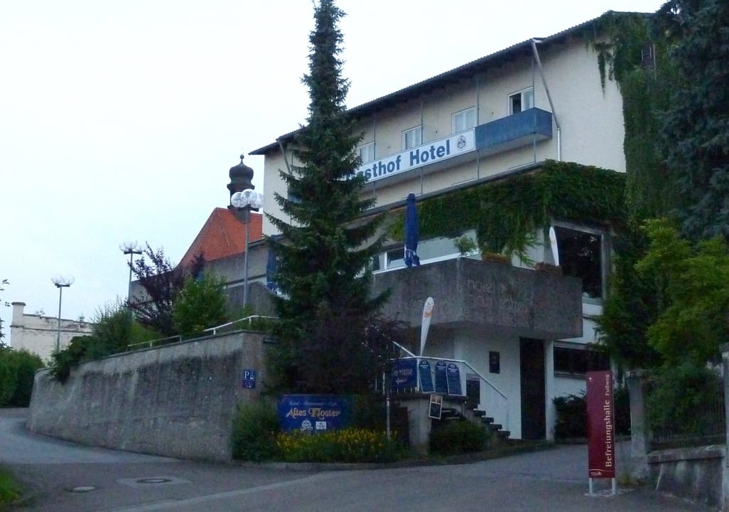 "Altes Kloster" von außen Hotel Altes Kloster
