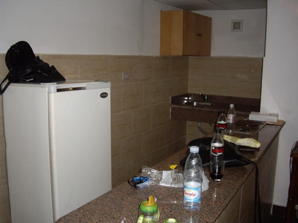 Küche im Familienzimmer Pickalbatros Alf Leila Wa Leila Resort - Neverland Hurghada