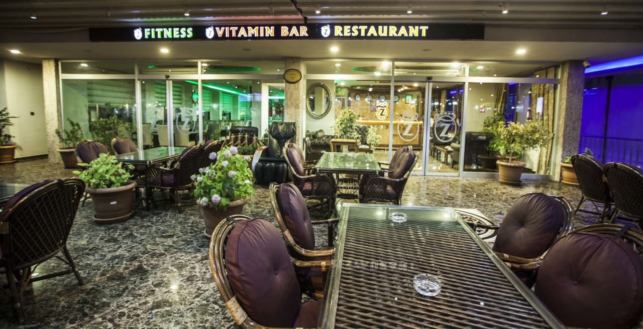 Gartenanlage Zeyn Hotel