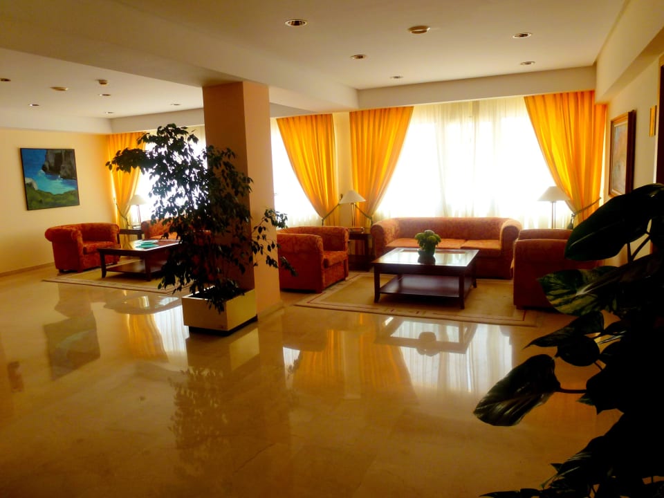 Lobby CM Playa del Moro