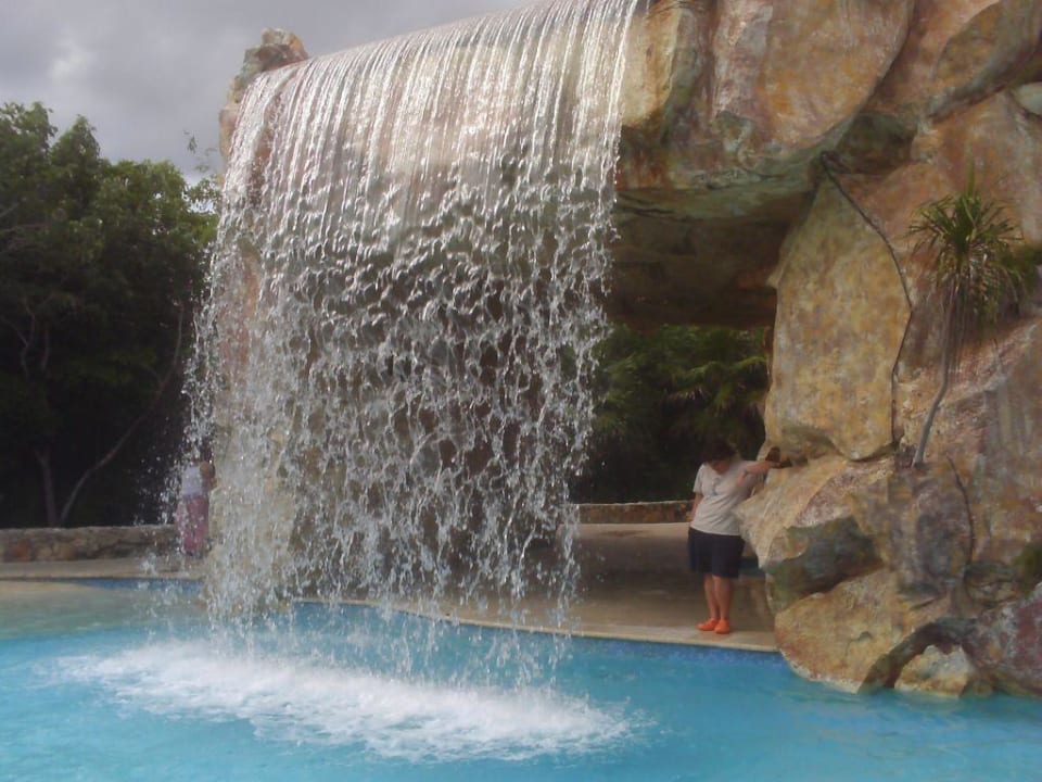 Pool-Wasserfall Iberostar Waves Paraiso del Mar