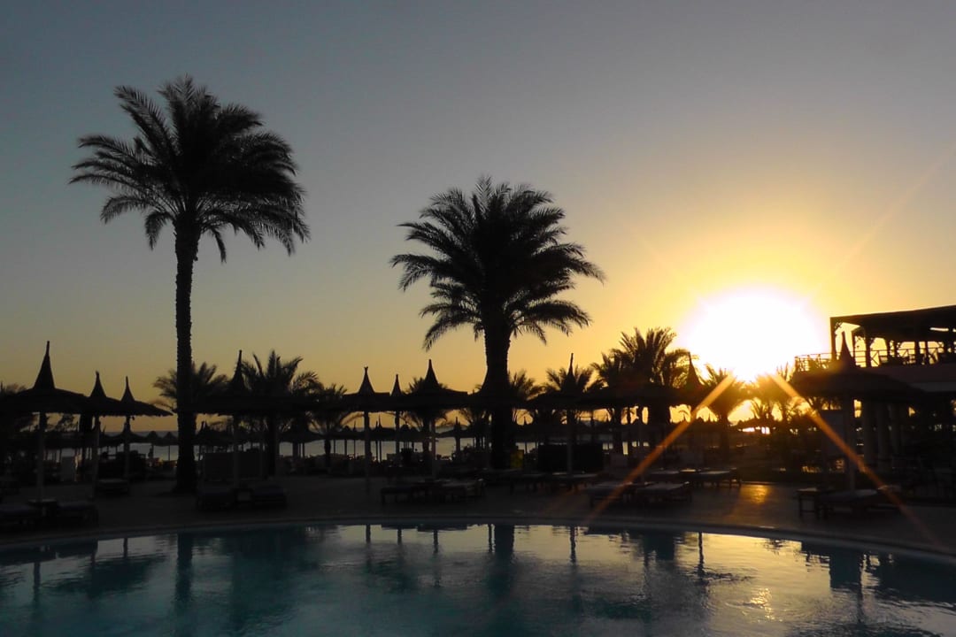 Sonnenuntergang Beach Albatros Resort