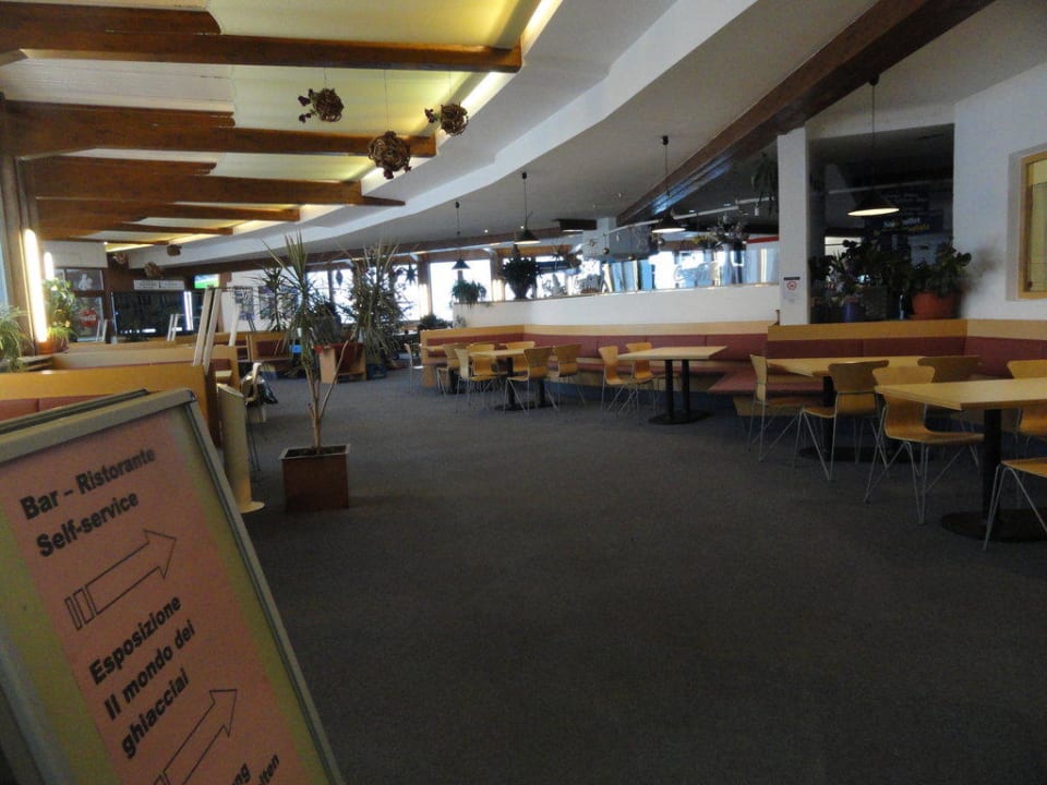 Selbstbedienungsrestaurant Glacier Hotel Grawand