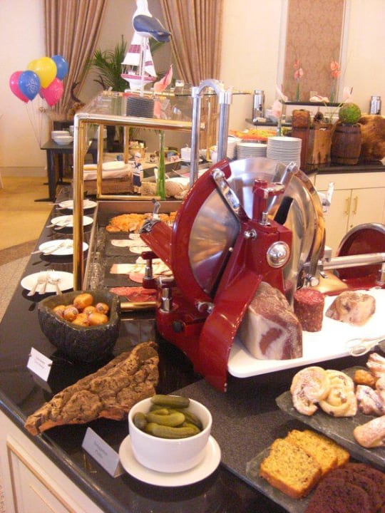 Frühstück à la Kempinski Grand Hotel des Bains Kempinski