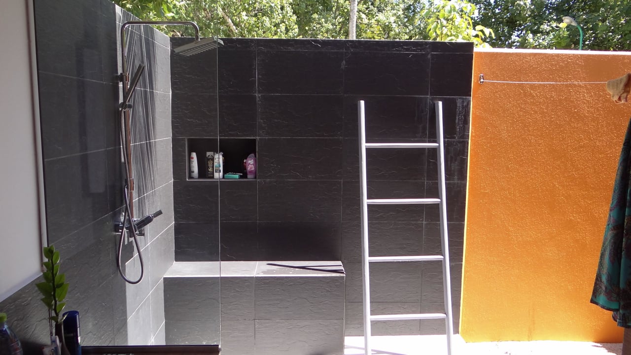 Dusche 211 Meeru Maldives Resort Island