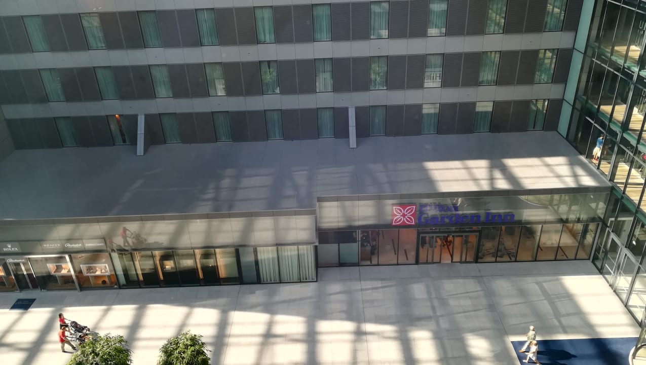 Ausblick Hilton Garden Inn Frankfurt Airport