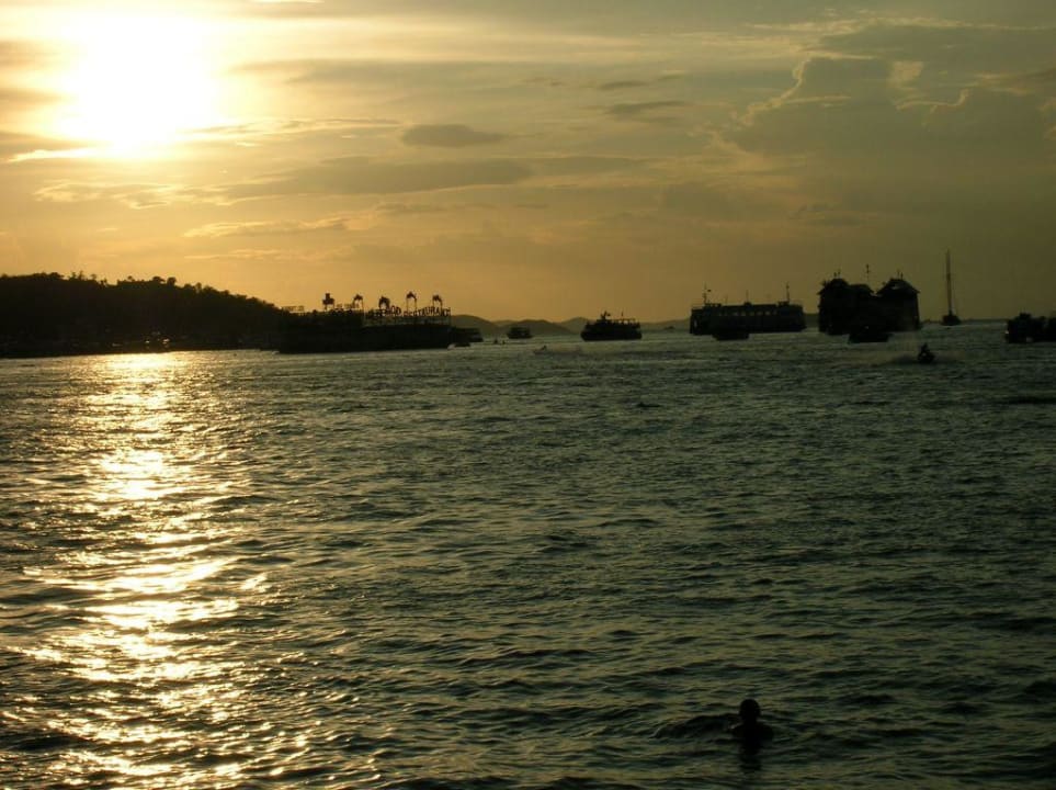 Sonnenuntergang in Pattaya Woodlands Hotel & Resort