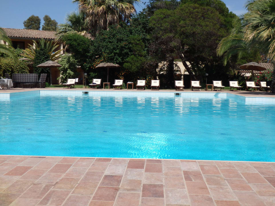 Pool am Haupthaus Hotel Costa dei Fiori