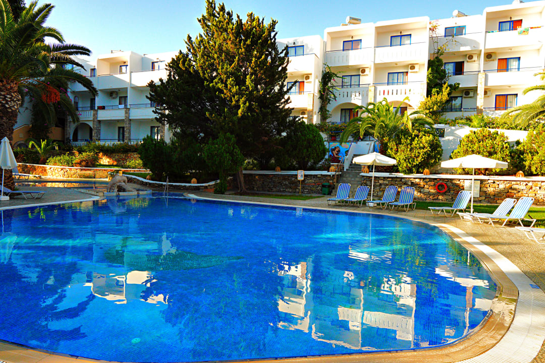 Pool Ekaterini Hotel