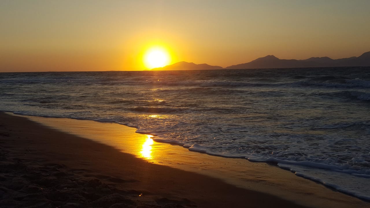 Sonnenuntergang Caravia Beach Hotel