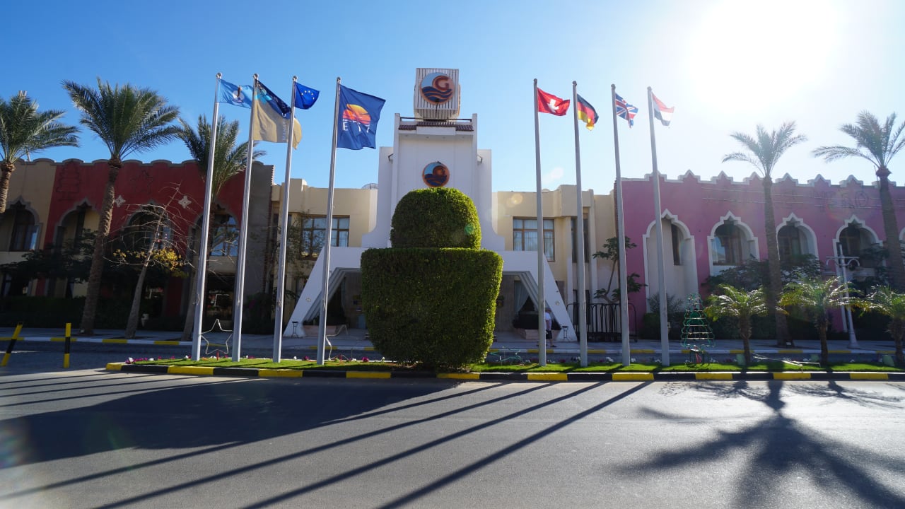 Außenansicht The Grand Hotel Hurghada