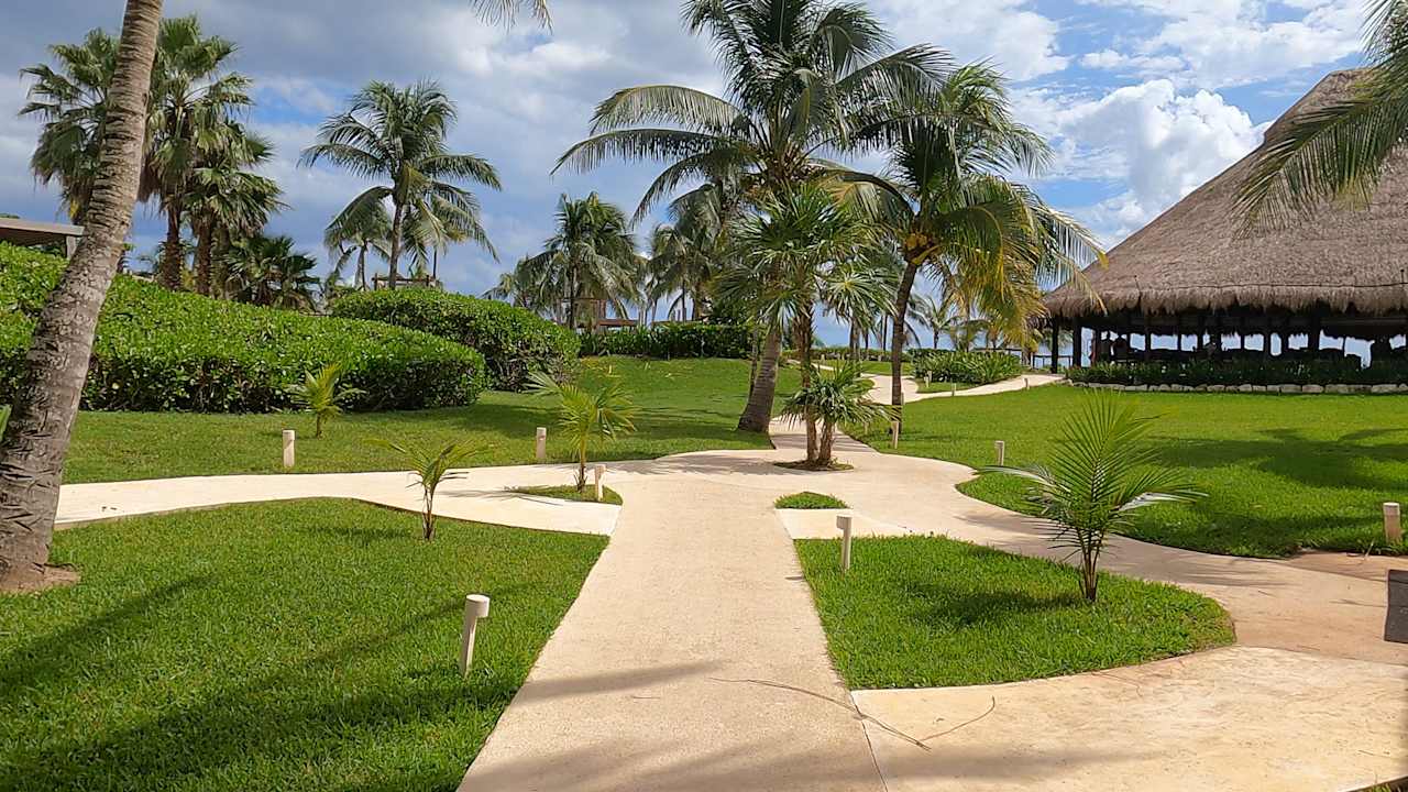 Gartenanlage Akumal Bay Beach & Wellness Resort