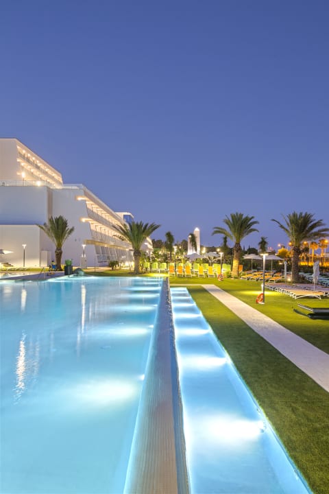 Pool Four Points by Sheraton Costa Blanca