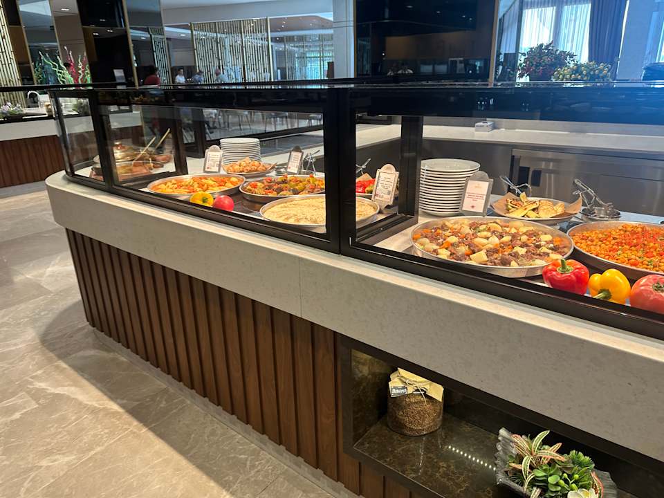 Gastro Hotel Miracle Resort