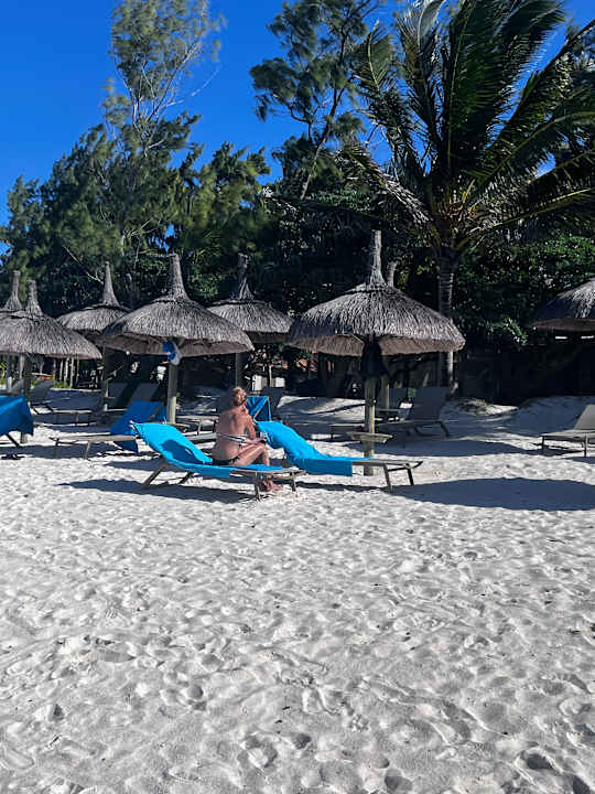 Strand Crystals Beach Resort Belle Mare, a member of Radisson Individuals