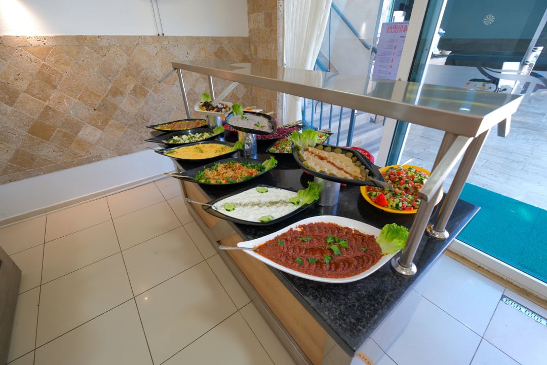 Gastro Rich Melissa Hotel