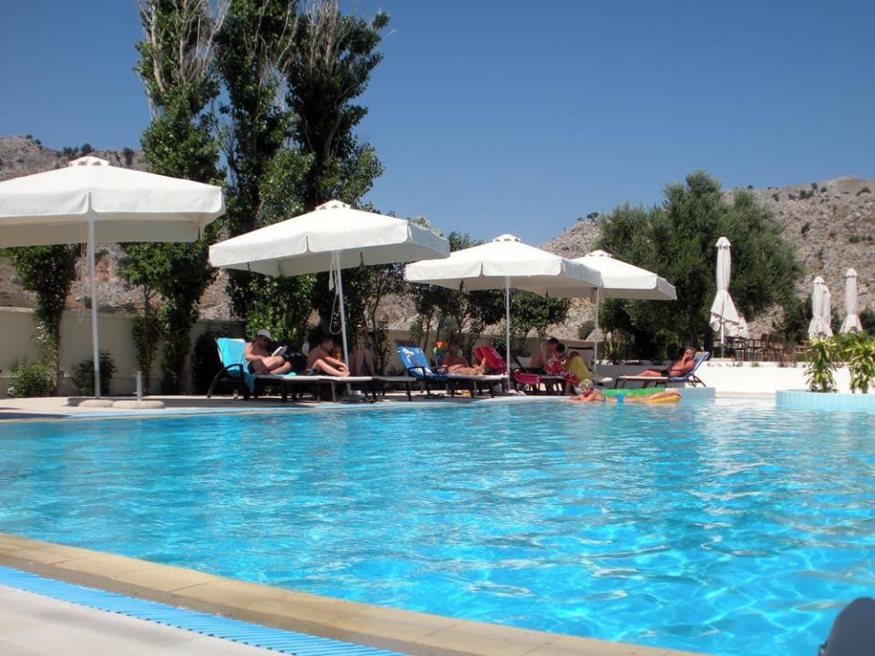 Swimming pool Anavadia Hotel