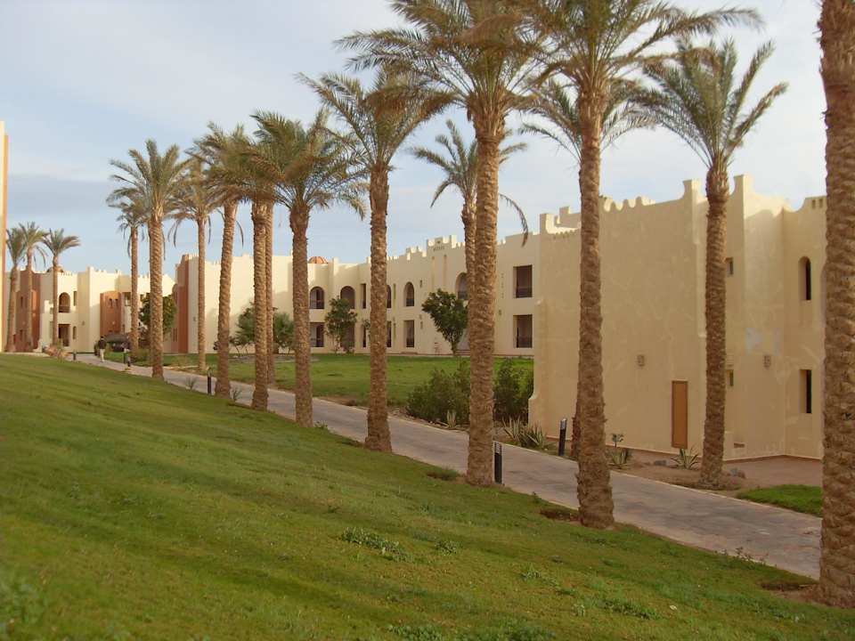 Территория отеля SUNRISE Royal Makadi Resort